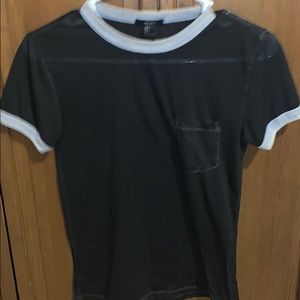 grey and black t-shirt